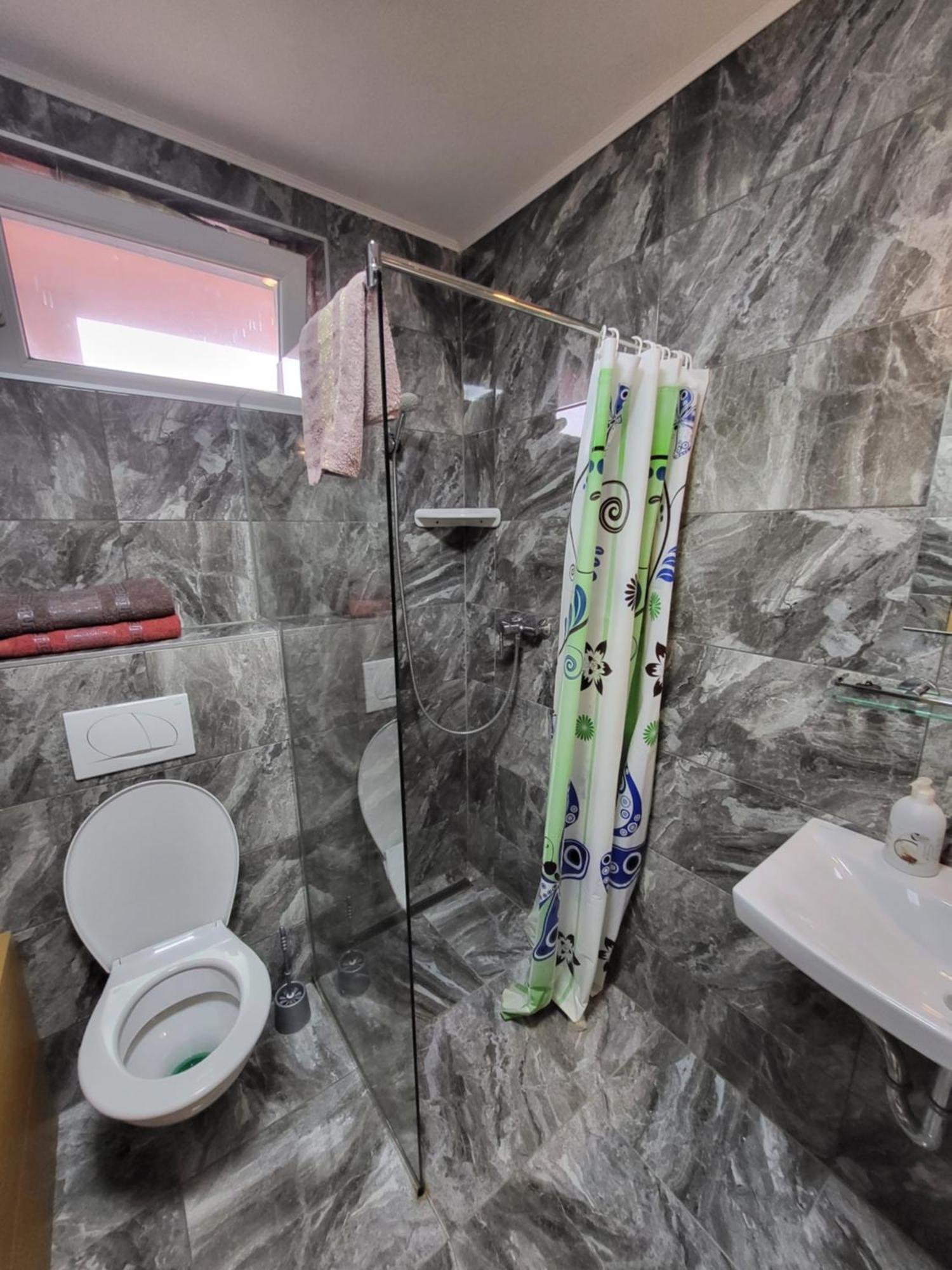 Anita Apartman Σόπρον Εξωτερικό φωτογραφία