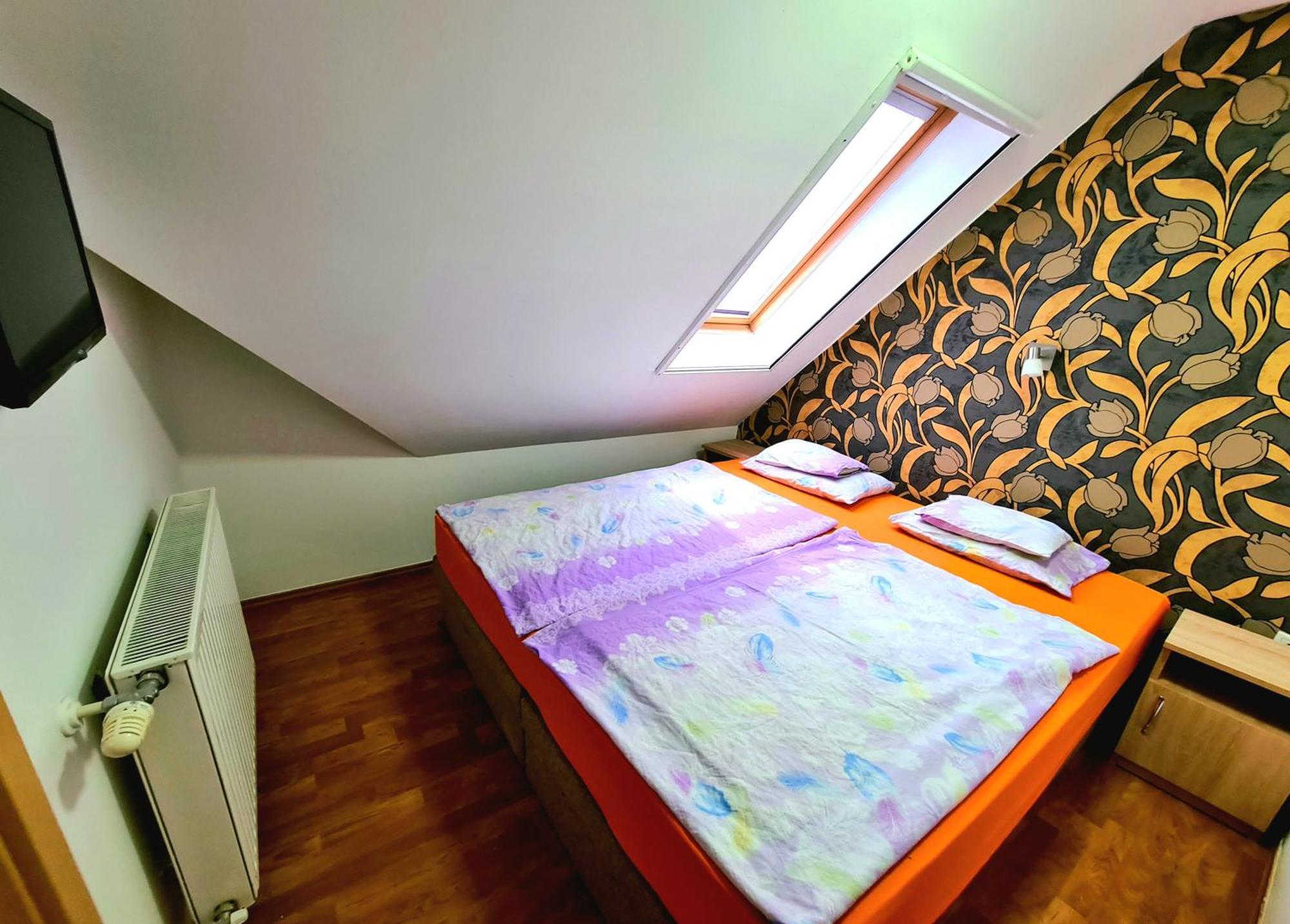Anita Apartman Σόπρον Εξωτερικό φωτογραφία